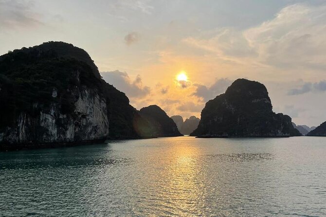 Ha Long Bay Day Cruise From Ha Noi - Getting There: Pickup, A/C Bus, and the Timing Gap