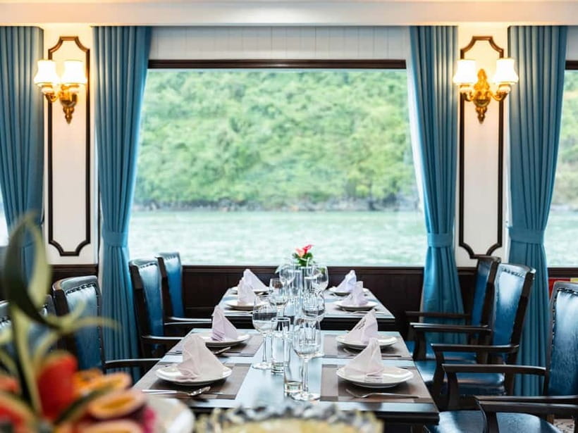 Ha Long Bay- Deluxe Day Cruise, Lunch& Kayaking&Sunset party - Lunch On Board: Buffet or Set Menu That Keeps the Day Moving
