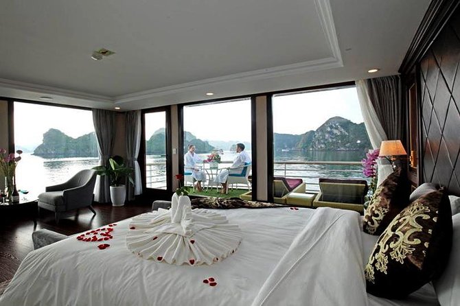 Ha Long Bay & Lan Ha Bay 2D1N on 5-star Cruises - Getting from Hanoi to the water: pickup, highway ride, and Got Pier tea break