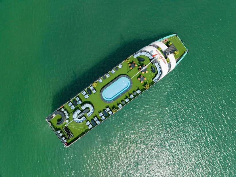 Ha Long Bay Luxury Full Day Cruise| Buffet & All Included - What to Bring (And What to Skip) for a Smooth Day on the Bay