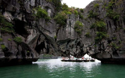 Ha Long Bay Small Deluxe Cruise Day Trip With Kayak & Lunch - Getting From Halong Cruise Port to the Right Kind of Day Plan