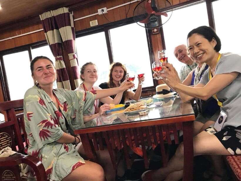 Ha Long Bay Small Deluxe Cruise Day Trip With Kayak & Lunch - What to Bring (So You’re Comfortable in Real Ha Long Bay Weather)
