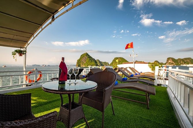 Ha Long bay tour in Middle 3 star cruise - What you’re paying for: value around $210 with meals and key entrances included
