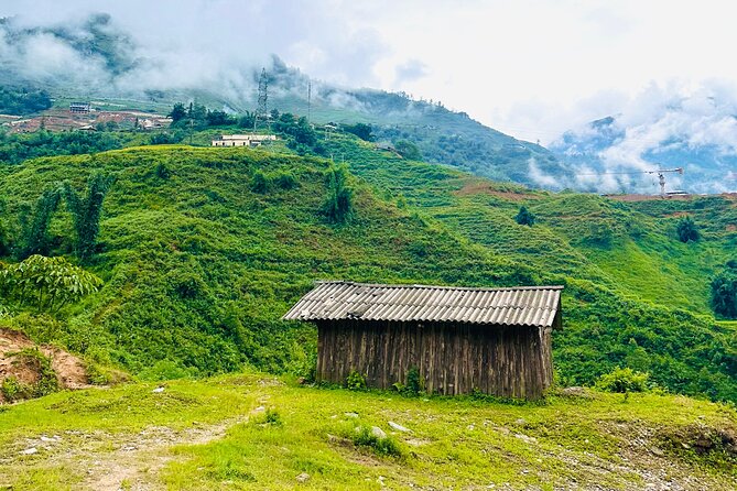 Ha Noi Car Transfer to Sapa or Vice Versa - The 5–6 hour highway ride: comfort, then a couple of useful breaks