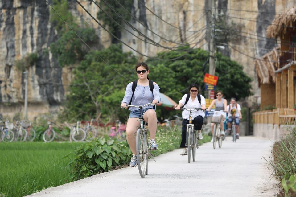 Ha Noi: HOA LU-TAM COC-MUA CAVE ,Buffet Lunch & Cycling - Logistics that can make or break your day