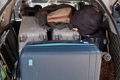 Ha Noi Hotel Transfer to Noi Bai Airport - Finding the Car: Pickup Spot, Driver Details, and Communication