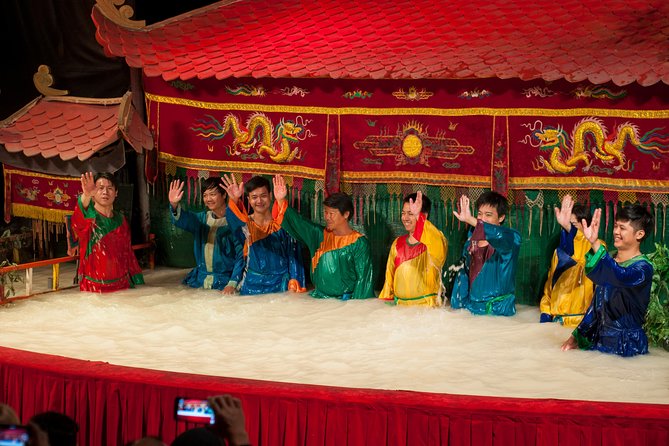 Ha Noi Night Tour And Water Puppet Show - Water puppet show: how the magic actually works