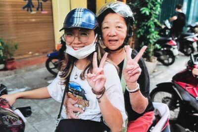 Ha Noi Sightseeing Motorbike Tour with Female Tour Guide - Stop 1: Tran Quoc Pagoda on West Lake