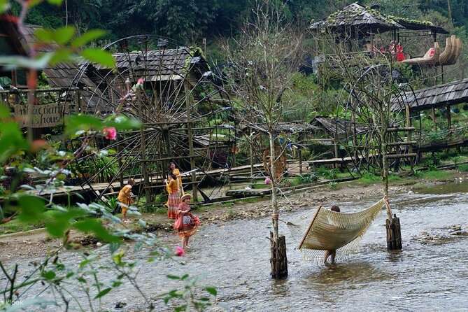 Half Day Cat Cat Village Tour Guided from Sapa - Getting started in Sapa: the short walk to the Cat Cat gate