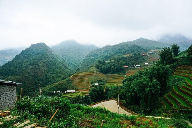Half Day Cat Cat Village Tour Guided from Sapa - Walking reality check: who should do this and how to prepare