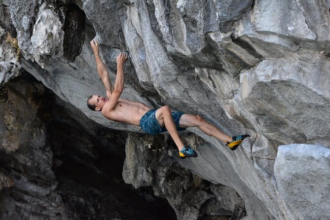 Half day Deep Water Solo - The Half-Day Flow: Shoes, Harbor, and the Sea Face Warm-Up