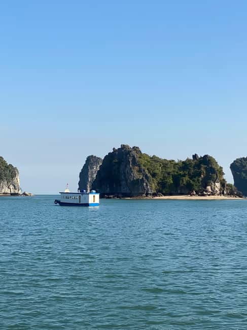 Half day Lan Ha Bay : Boat Trip , Kayaking,Snorkel - Floating Village Views: Cai Beo From the Water