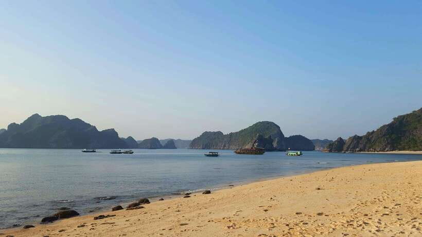 Half day Lan Ha Bay excursion ( 4 hours ): Kayaking, Snorkel - What about food, drinks, and comfort on board?