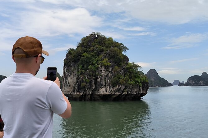 Halong & Bai Tu Long Luxury Day Tour - Fishing village & Kayak - Pickup From Hanoi Old Quarter: When Your Day Really Starts