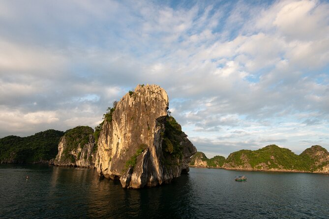 Halong Bay 6 Hours Cruise with Buffet, Sung Sot, Luon Cave, Titop - Sung Sot Cave: A Full-Size Cave Stop (With Included Admission)