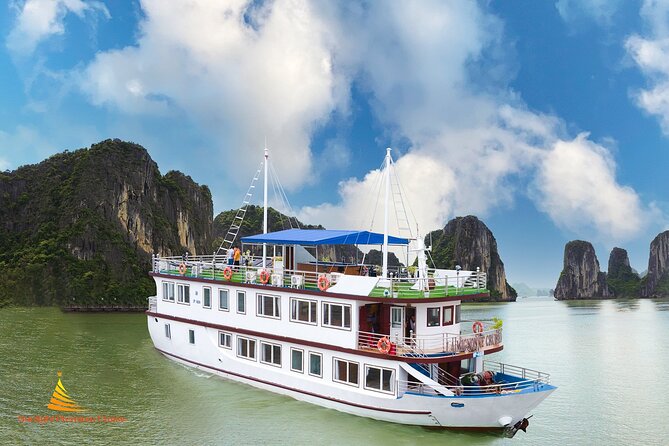 Halong Bay and Lan Ha Bay 2 Days 1 Night with Sunlight Premium - Lan Ha Bay afternoon: da Chong islet, Cua Van, and kayaking through caves
