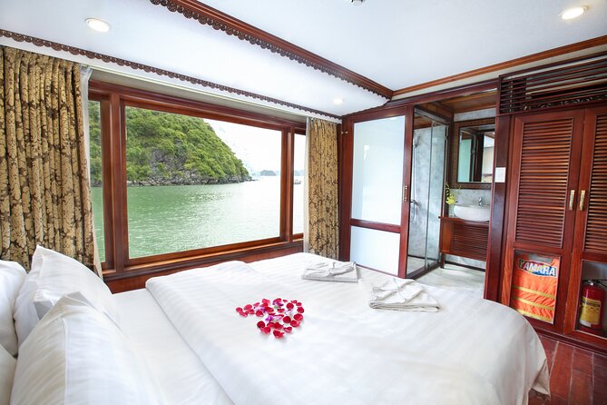 Halong Bay Cruise 3D2N - Kayaking Explorer & Round-trip transfer from Hanoi - Comfortable cabin and the small-group feel (max 15)