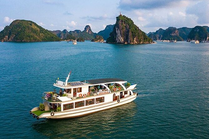 Halong Bay Cruise - Day Tours - Kayaking or bamboo rowing: the activity that changes everything