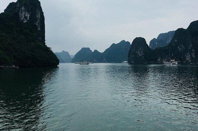 Halong Bay Cruise Tour from Hanoi with Kayak Adventure - Who Should Book This Halong Bay Day Trip (and Who Might Skip)