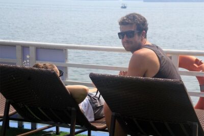 Halong Bay Day Tour: 4 hour cruising, caving, kayaking & lunch - Thien Cung and Dau Go caves: lighting, stalactites, and pacing