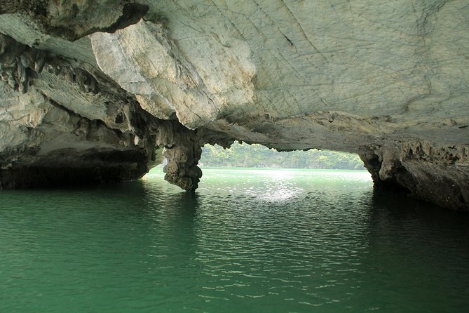 Halong Bay Day Tour: 4 hour cruising, caving, kayaking & lunch - What to bring and how to avoid small trip annoyances