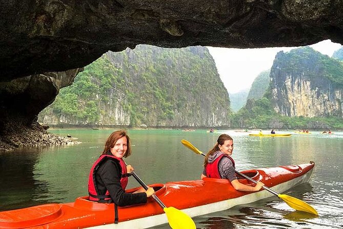 Halong Bay day tour 4 hours Cruise from Hanoi city - Ba Hang fishing village: bamboo boat or the kayak option