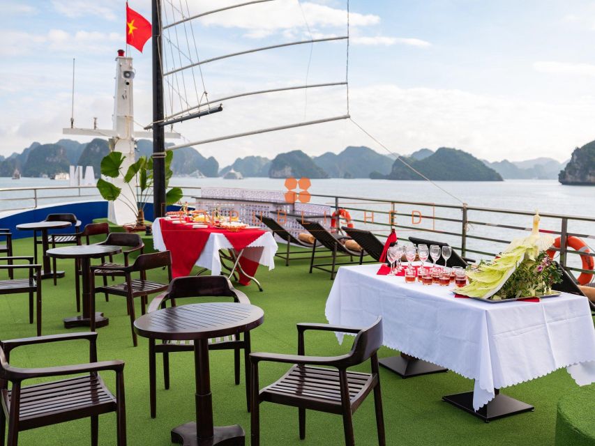 Halong Bay Delights: Deluxe Day Cruise with Kayaking & Lunch - The lunch cruise: seafood, timing, and what you should expect from the meal