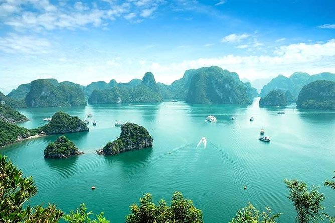Halong Bay Full-Day - 5.5 Hours On-Boat With Cave And Kayaking - Lunch onboard: good value, simple logistics