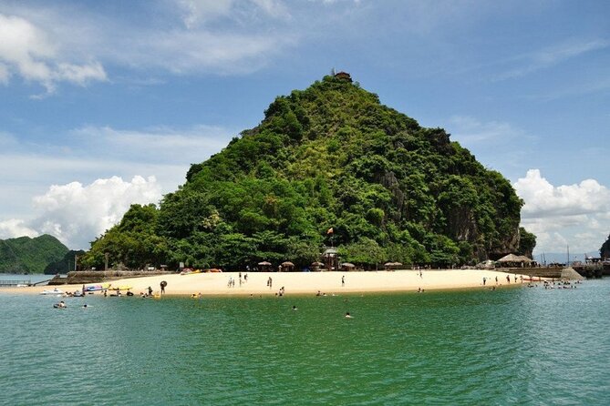 HaLong Bay Full Day With Surprise Cave, Kayaking, Swimming,Lunch - Sung Sot Cave (Bo Hon Island): The “Main Event” Cave