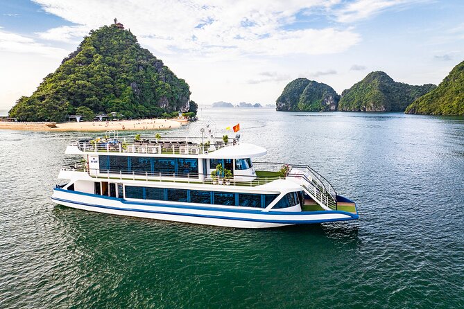 Halong Bay Luxury cruise Day trip: Buffet Lunch, Limousine bus - The ride to Ha Long Bay and the “day cruise” feel