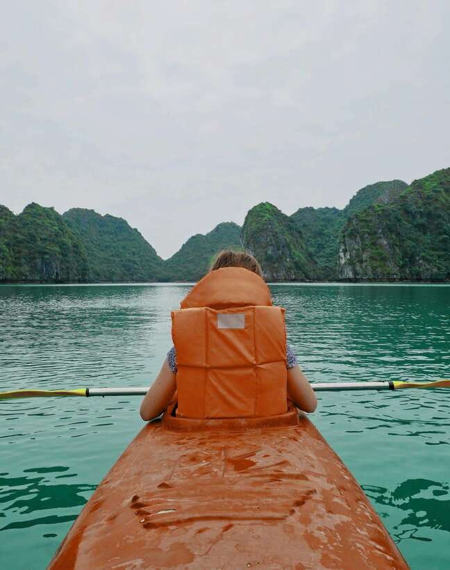 Halong Bay Luxury Cruise: Kayak&Swim,Cave, Party BEST SELLER - Cruise comfort: Jacuzzi time plus towels you don’t have to hunt for