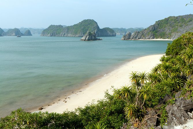 Halong Bay Luxury Cruise one day Tours - A One-Day Cruise That Packs Hanoi to the Bay (and Back)