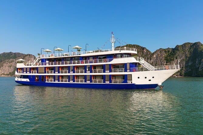 HALONG BAY LUXURY IRIS CRUISE DAY TRIP-BEST SELLER: Kayak, Music - Sung Sot Cave Walk: Stairs, Stalactites, and a Real Wow Factor