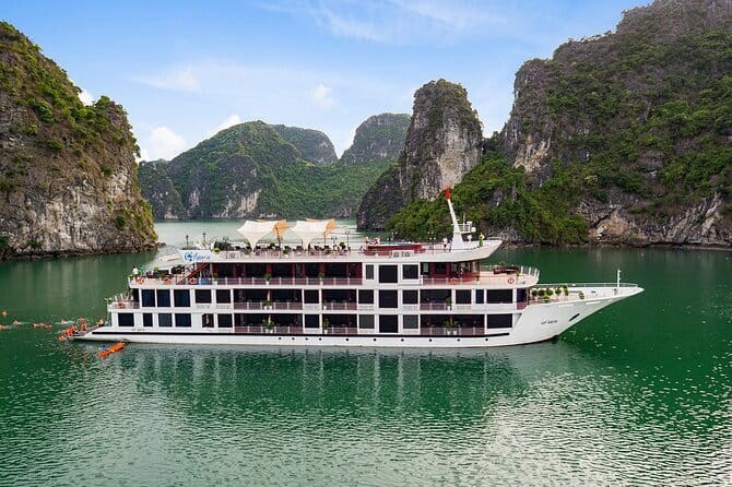 Halong Bay Shore Excursion: Full Day Cruise Tour from Cruise Port - Comfort, Shoes, and Stairs: The Physical Reality Check