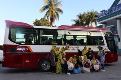 Halong Islands, Caves, Kayak, Lunch Day Tour w Dragonfly Cruise - Pickup, transfers, and the Hanoi-to-marina time reality