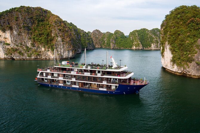 Halong La Pandora Cruise 2days/1Night - The overnight cabin: 5-star comfort with room drinks included
