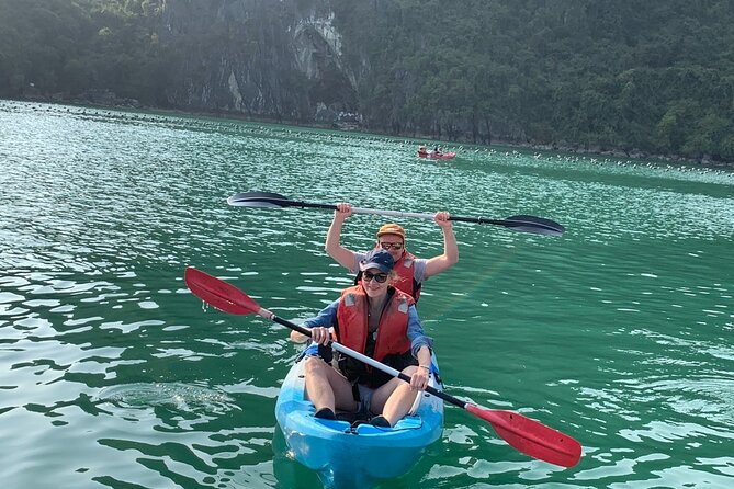 Halong Royal Palace Cruise 2 days - Fighting Chicken Rock and the Ha Long Bay photo finale
