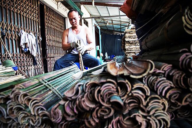 Handmade Incense Making Activity in local village from Hanoi - Chùa Lý Triều Quốc Sư: a calmer pause in the day