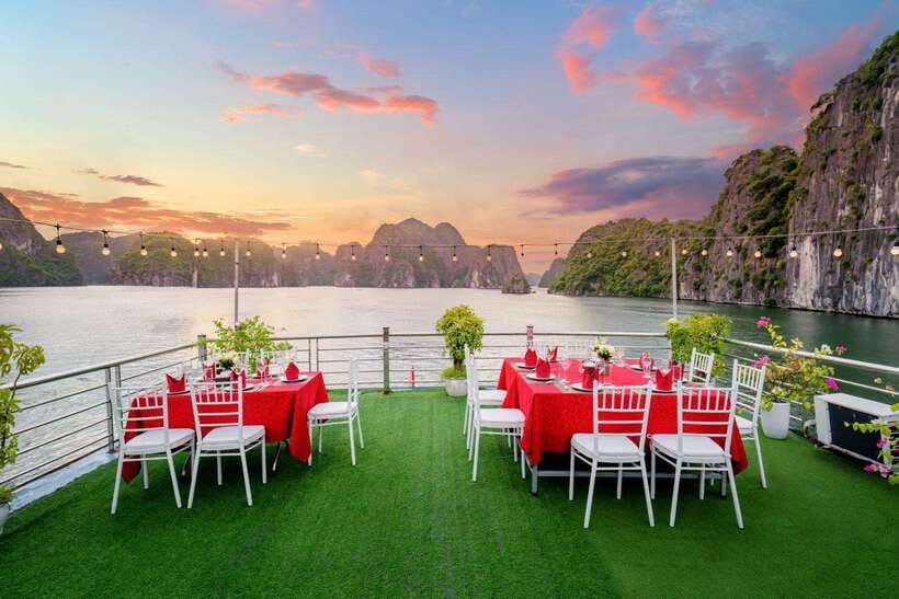 Hanoi: 2-Day Ha Long and Lan Ha Bay Cruise with Kayaking - Key things to know before you go