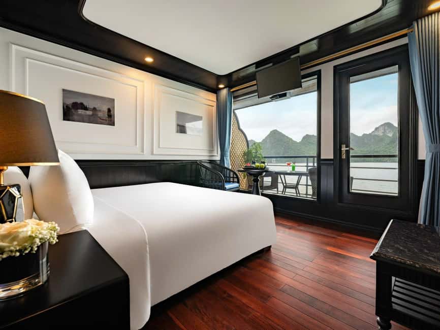 Hanoi: 2-Day Ha Long & Lan Ha Bay 5-Star Boat with Balcony - Cabin and comfort: what the balcony changes
