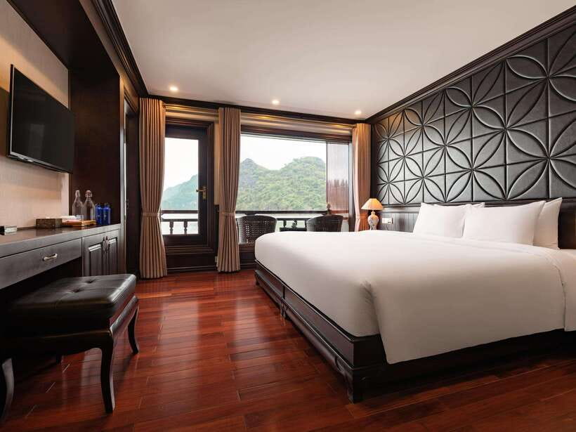 Hanoi: 2-Day Halong & Lan Ha Bay 5 Stars Cruise with Balcony - Day 2: Tai Chi Sunrise and Lan Ha Bay Options That Feel Different