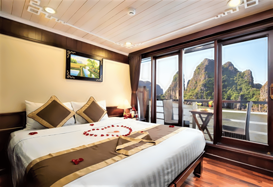 Hanoi: 2D1N Ha Long Bay by Le Journey Cruise - Day 2: Tai Chi at Dawn, Breakfast, and Kayaking to Pearl Village