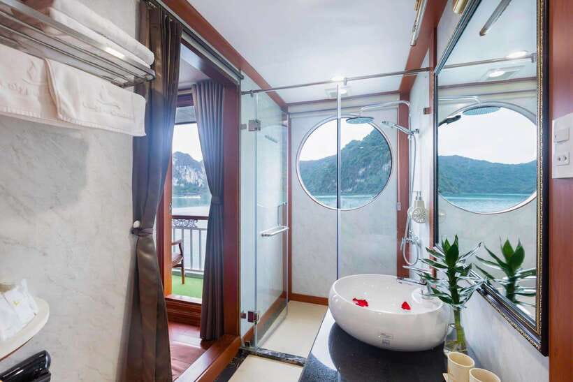 Hanoi: 3-Day Ninh Binh, Ha Long, & Lan Ha Bay Luxury Cruise - Day 1: Hanoi to Ninh Binh, Hoa Lư, cycling, Tam Coc by bamboo boat, then Mua Cave