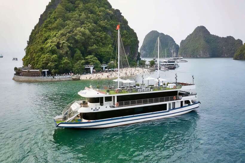 Hanoi: 5-Star Halong Bay Cruise with Lunch, Jacuzzi & Party - Key points to know before you go