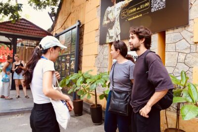 Hanoi Bike Tour with Food - Highlights & Local Life - Lenin Park and the Lenin Statue: a pause for real everyday Hanoi
