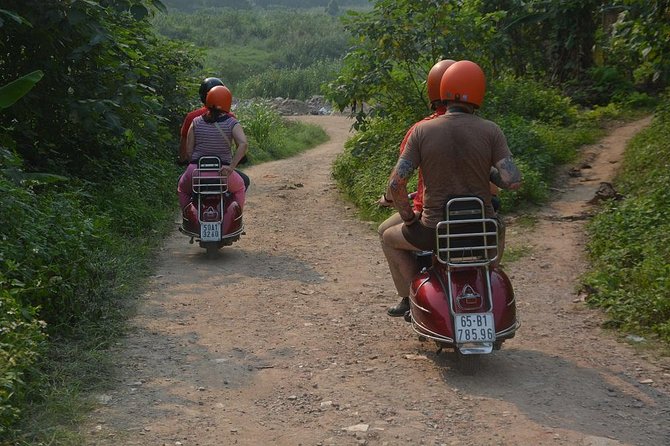 Hanoi By Vespa Tours: HISTORY + CULTURE + SIGHT + FUN 2,5 Hours - Long Bien Bridge and Old-Quarter Streets: The Car-Free Hanoi Moment