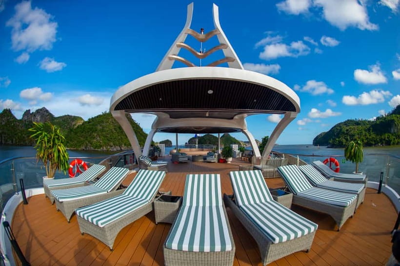 Hanoi: Cat Ba, Lan Ha & Ha Long Bay Luxury Cruise with Lunch - Lan Ha Bay Looks Different Up Close: Emerald Water and Rocky Islands