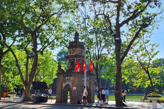 Hanoi City Highlight Full Day Tour With Bat Trang Pottery Village - Bat Trang pottery village: watch, try, and then unwind with tea