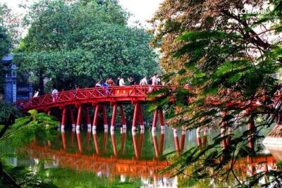 Hanoi City Private Excursion from Halong Cruise Port - Ho Chi Minh Complex: seeing a centerpiece up close