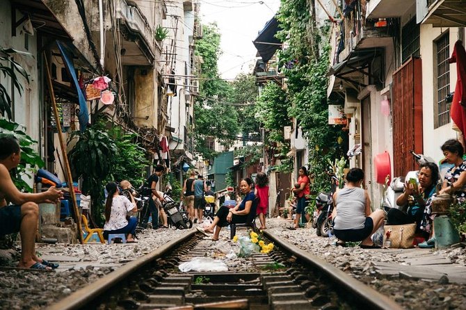 Hanoi city tour and drinking beside railway- group tour - Pickup, timing, and how the day flows (starting 8:30 am)